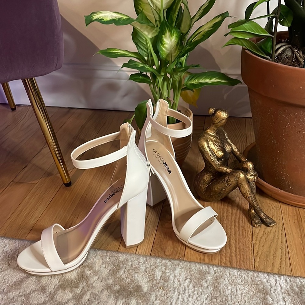 Fashion Nova White Heels - Size 9